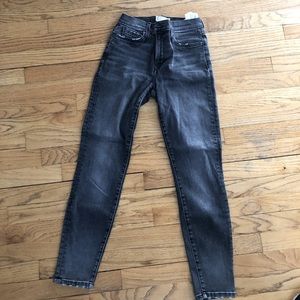 CURRENT/ELLIOT SZ 27 High Waist Stiletto Jeans in Gray